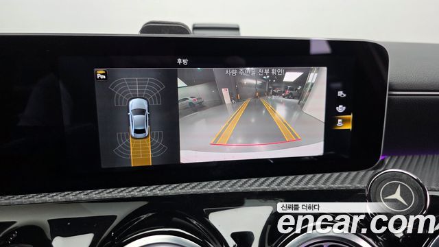 Mercedes-Benz A-Class 2020 — photo 15