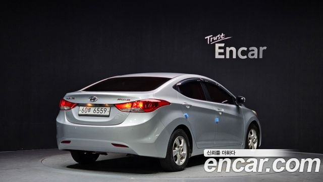 Hyundai AVANTE 2011 — photo 2