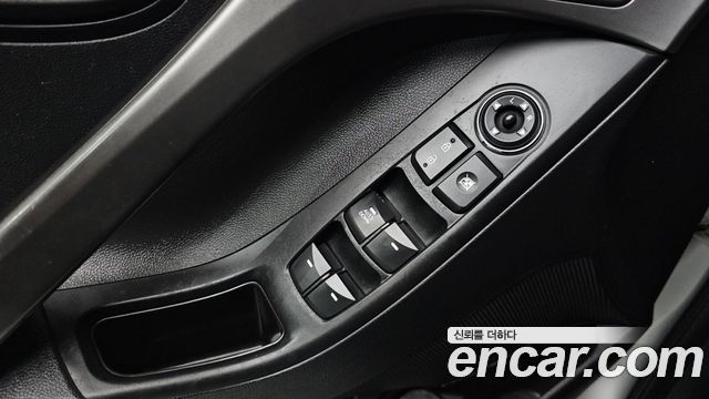 Hyundai AVANTE 2011 — photo 16