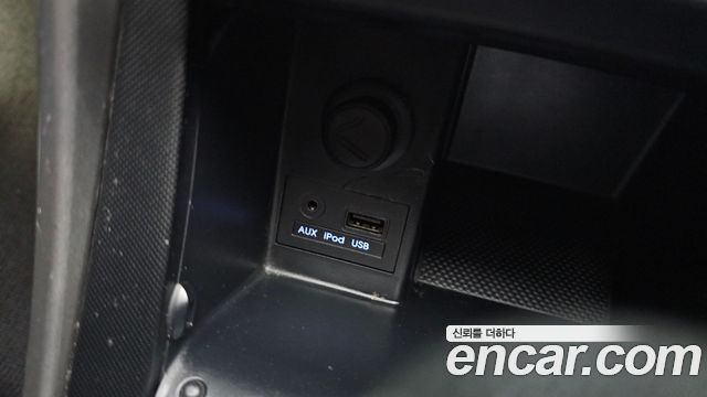 Hyundai AVANTE 2011 — photo 18