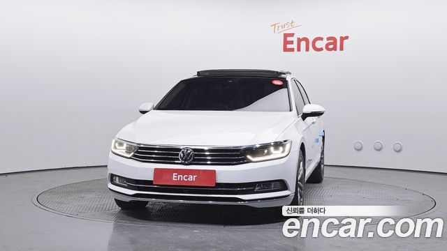 Volkswagen Passat 2018 — photo 3