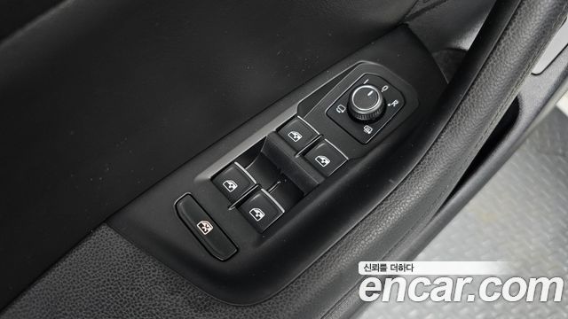 Volkswagen Passat 2018 — photo 13