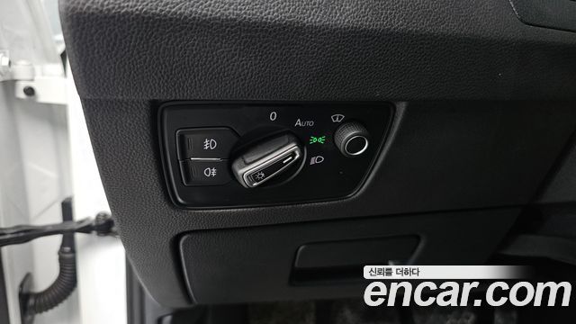 Volkswagen Passat 2018 — photo 14