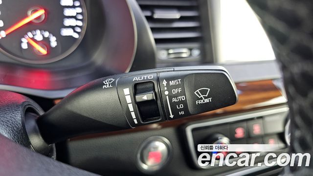 Kia K7 2016 — photo 18