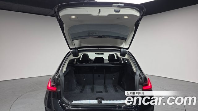 BMW 3-Series 2020 — photo 20