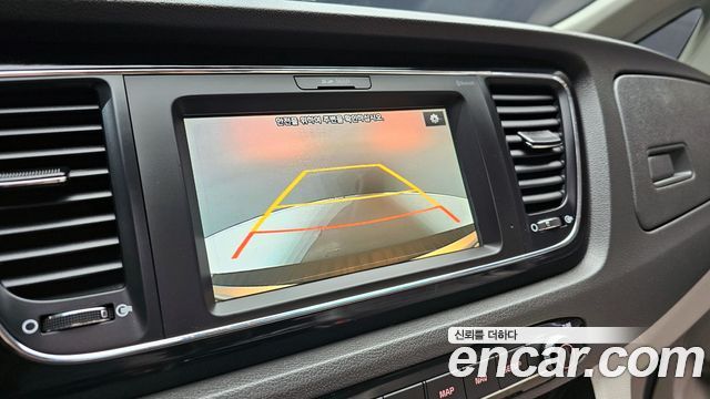 Kia Canival 2018 — photo 15