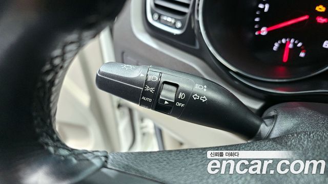 Kia Canival 2018 — photo 17