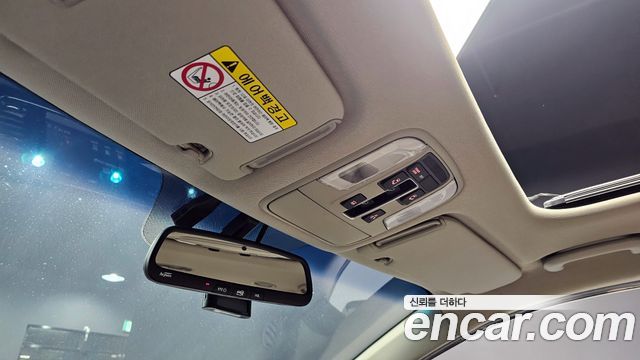 Kia Canival 2018 — photo 19