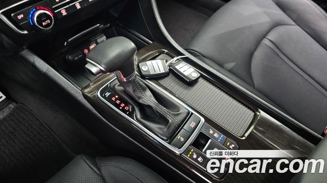Kia K5 2016 — photo 9