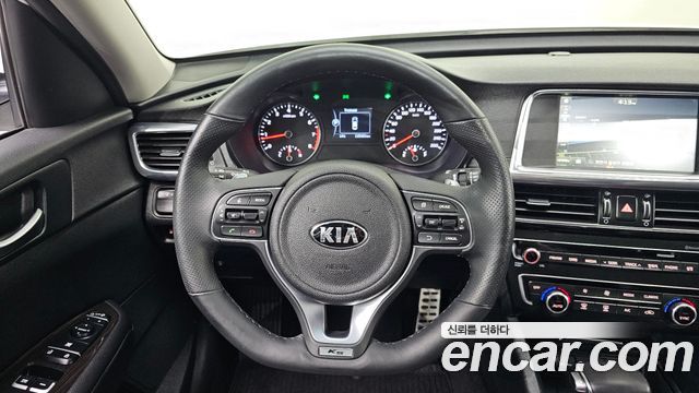 Kia K5 2016 — photo 14