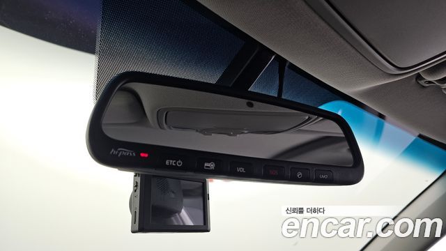 Kia K5 2016 — photo 19