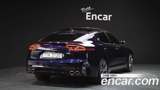 Kia Stinger 2018 — photo 2