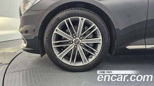 Genesis G80 2017 — photo 5