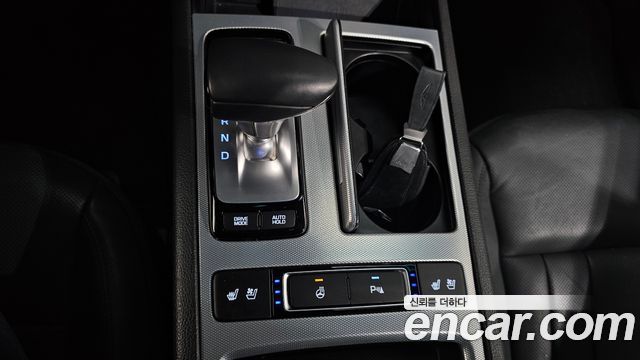 Genesis G80 2017 — photo 9
