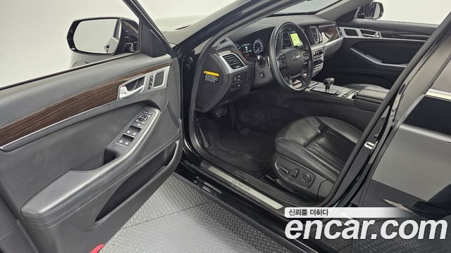 Genesis G80 2017 — photo 11