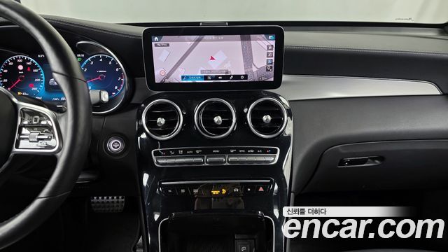 Mercedes-Benz GLC-Class 2021 — photo 14