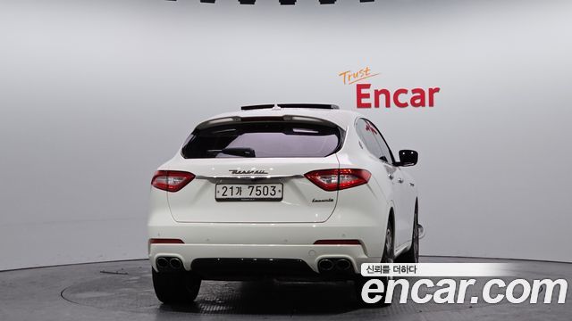 Maserati Levante 2017 — photo 4