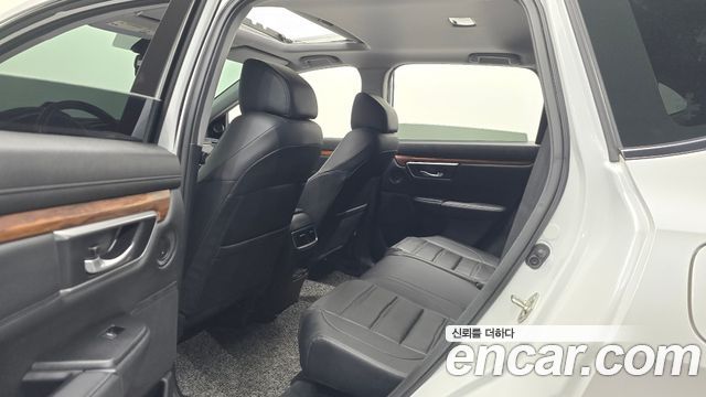 Honda CR-V 2019 — photo 12