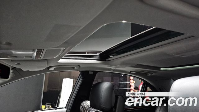 Mercedes-Benz S-Class 2007 — photo 16