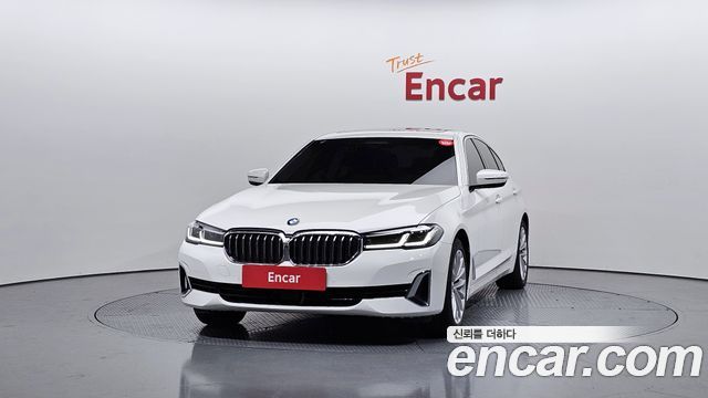 BMW 5-Series 2021 — photo 3