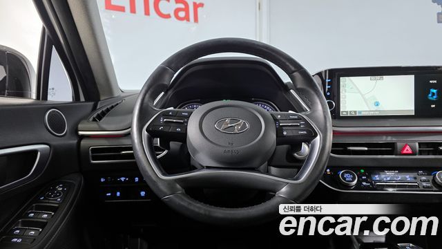 Hyundai Sonata 2022 — photo 13