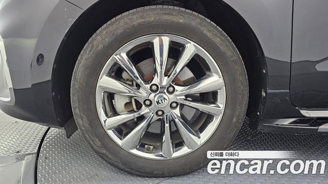 Kia Canival 2019 — photo 5