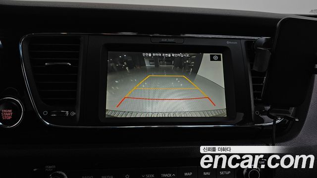 Kia Canival 2019 — photo 15