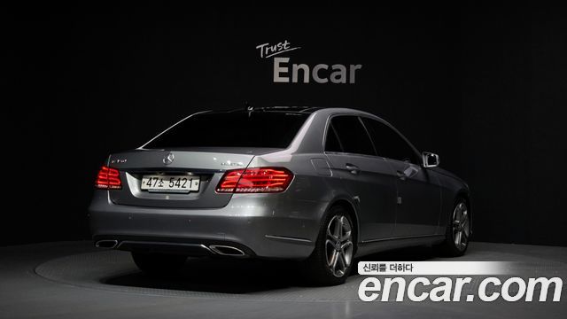 Mercedes-Benz E-Class 2015 — photo 2