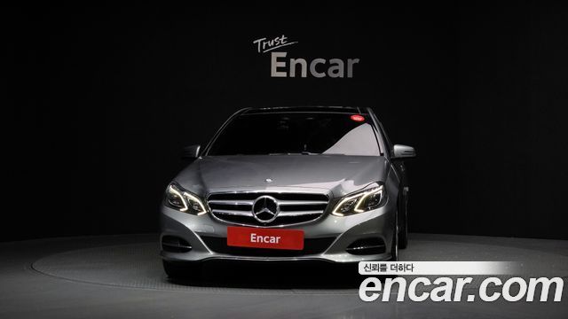 Mercedes-Benz E-Class 2015 — photo 3