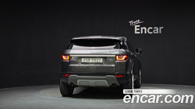 Land Rover Range Rover Evoque 2018 — photo 4