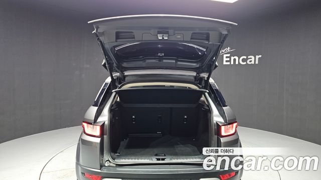 Land Rover Range Rover Evoque 2018 — photo 20