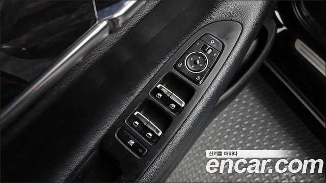Hyundai Grandeur 2018 — photo 12