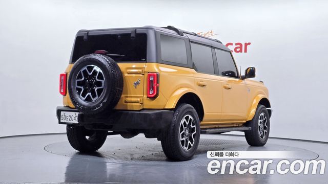 Ford Bronco 2022 — photo 2