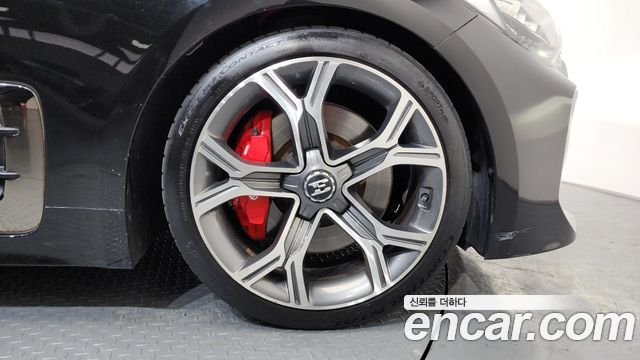 Kia Stinger 2018 — photo 5