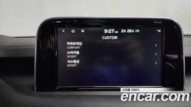 Kia Stinger 2018 — photo 16