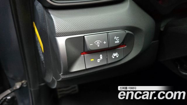 Hyundai Veloster 2018 — photo 13