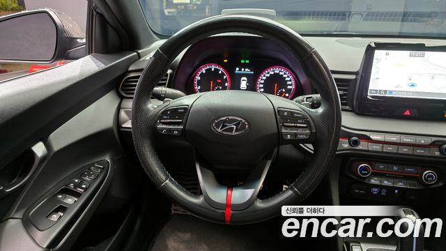 Hyundai Veloster 2018 — photo 14