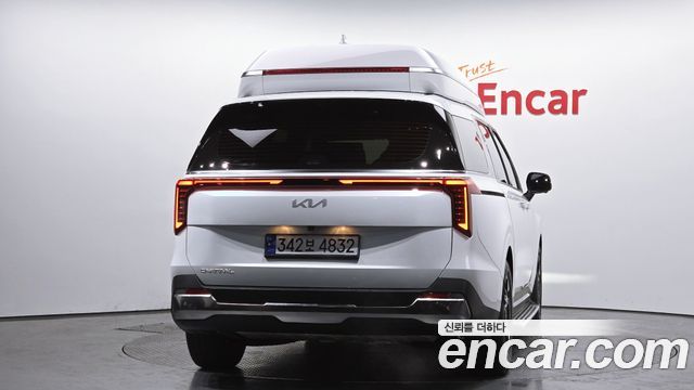 Kia Canival 2024 — photo 4
