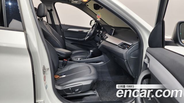 BMW X1 2016 — photo 11