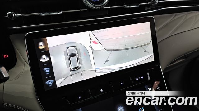 Maserati Grecale 2023 — photo 16