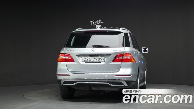 Mercedes-Benz M-class 2012 — photo 4