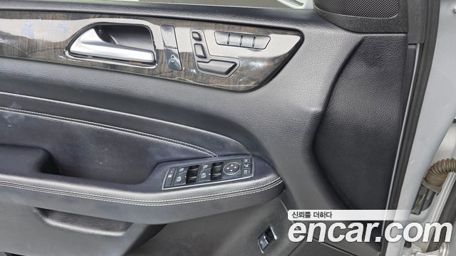 Mercedes-Benz M-class 2012 — photo 13