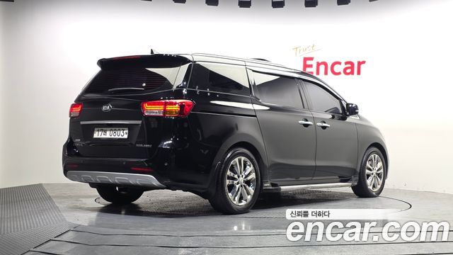 Kia Canival 2016 — photo 2