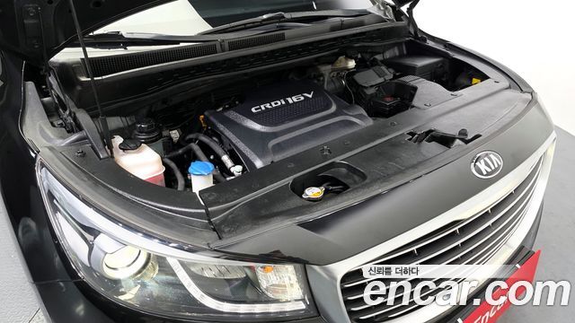 Kia Canival 2016 — photo 6