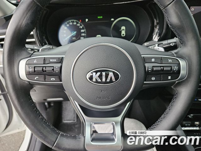 Kia K5 2020 — photo 10