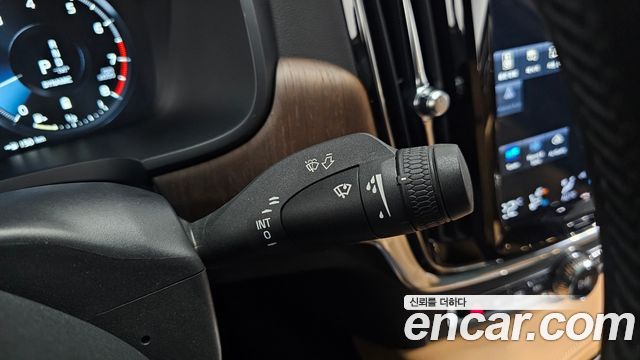 Volvo S90 2021 — photo 16