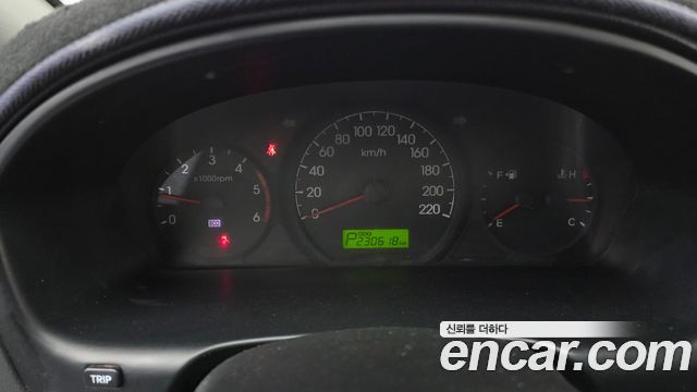 Hyundai Starex 2011 — photo 8
