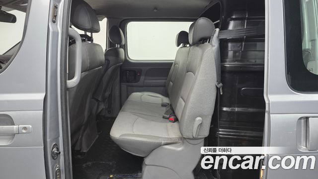Hyundai Starex 2011 — photo 13