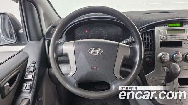Hyundai Starex 2011 — photo 14