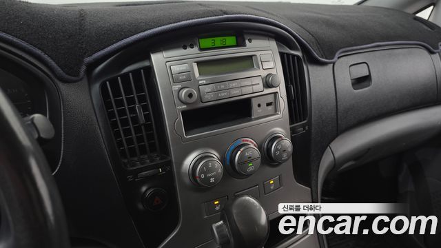 Hyundai Starex 2011 — photo 15